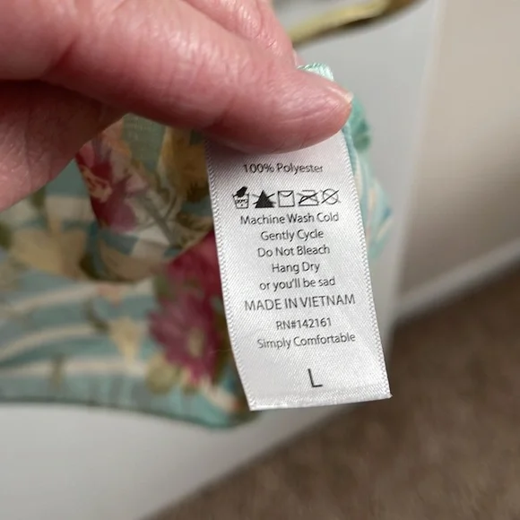 LuLaRoe Shirley Kimono - Picture 4 of 4